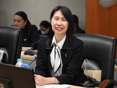 นายสมศักดิ์ เทพสุทิน ประธานกรรมการ ... พารามิเตอร์รูปภาพ 43