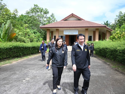 อธิบดีกรมส่งเสริมสหกรณ์ พร้อมด้วย เขตตรวจราชการที่ 2 และ 15 ... พารามิเตอร์รูปภาพ 16