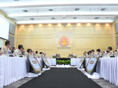 พลอากาศเอก ชลิต พุกผาสุก องคมนตรี ... พารามิเตอร์รูปภาพ 8