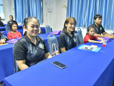 นายภักดี จันทร์เกษ รองอธิบดีกรมส่งเสริมสหกรณ์ ... พารามิเตอร์รูปภาพ 8