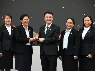 นายนิรันดร์ มูลธิดา อธิบดีกรมส่งเสริมสหกรณ์ ... พารามิเตอร์รูปภาพ 76
