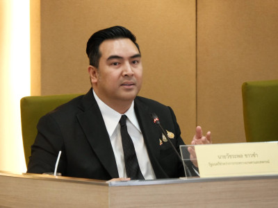 นายประเสริฐ จันทรรวงทอง รัฐมนตรีว่าการกระทรวงศึกษาธิการ ... พารามิเตอร์รูปภาพ 15