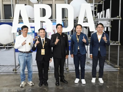 อธิบดีกรมส่งเสริมสหกรณ์ ร่วมเป็นเกียรติและเยี่ยมชมนิทรรศการ ... พารามิเตอร์รูปภาพ 1