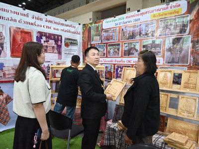 อธิบดีกรมส่งเสริมสหกรณ์ ร่วมเป็นเกียรติและเยี่ยมชมนิทรรศการ ... พารามิเตอร์รูปภาพ 15