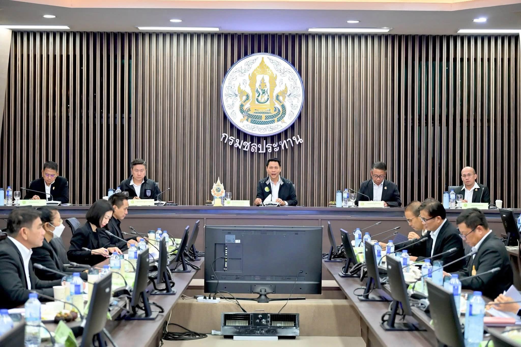 นายกฤษ อุตตมะเวทิน รองปลัดกระทรวงเกษตรและสหกรณ์ ... พารามิเตอร์รูปภาพ 1