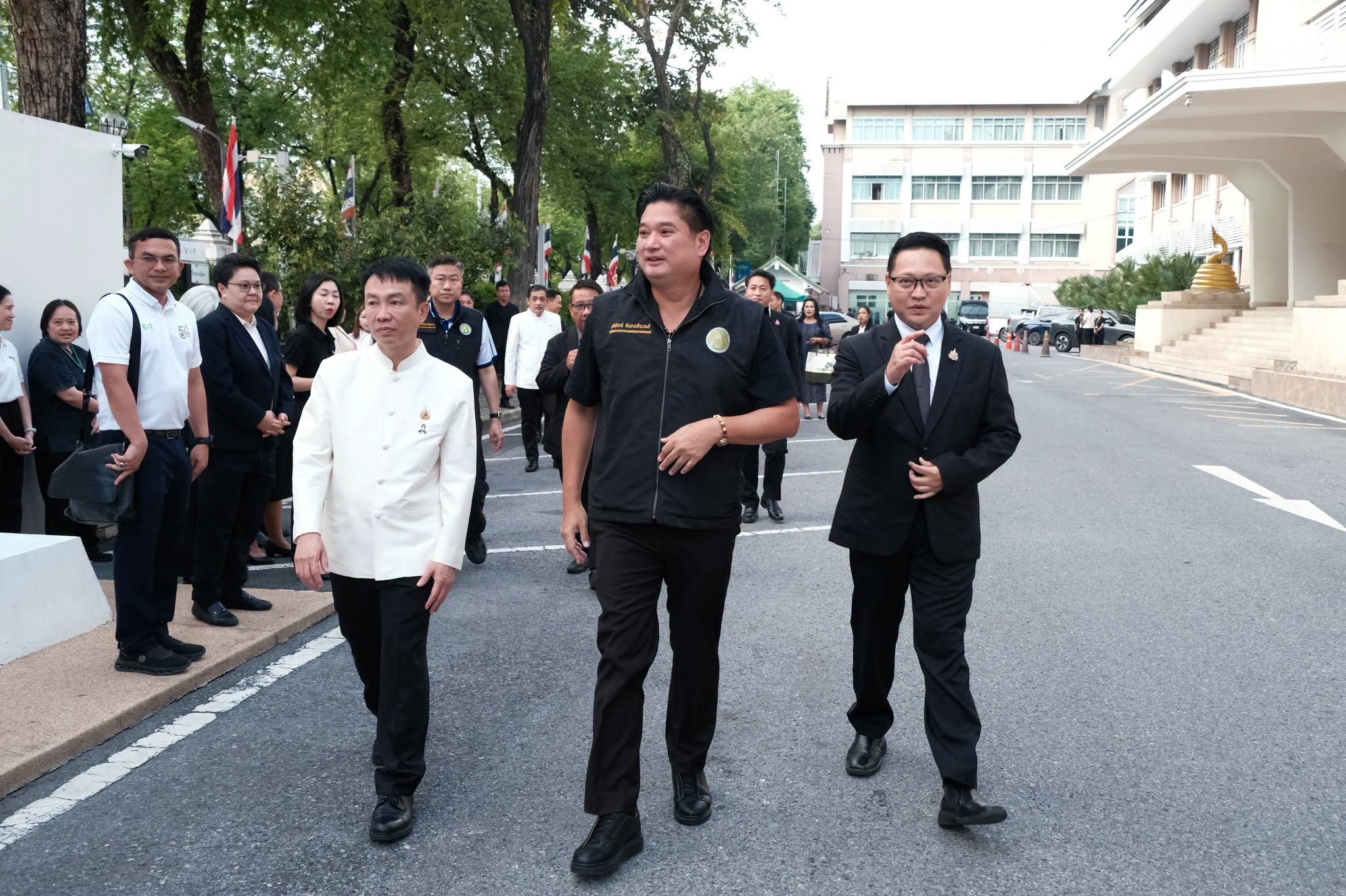 นายรพีภัทร์ จันทรศรีวงศ์ ปลัดกระทรวงเกษตรและสหกรณ์ ... พารามิเตอร์รูปภาพ 1