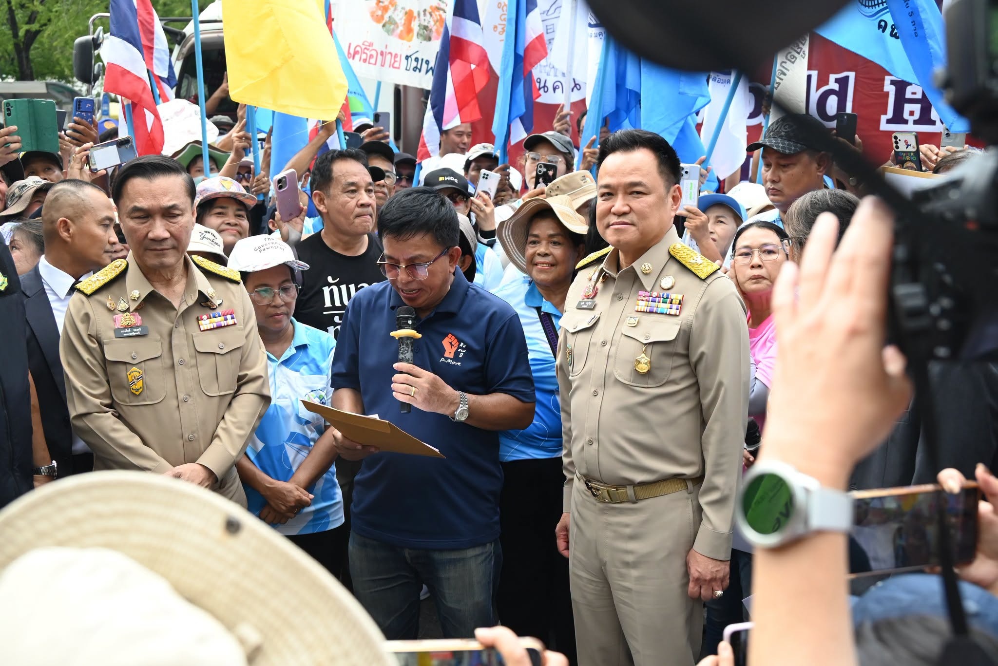 นายอนุทิน ชาญวีรกูล ... พารามิเตอร์รูปภาพ 1
