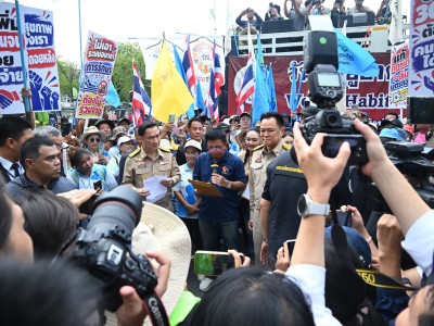 นายอนุทิน ชาญวีรกูล ... พารามิเตอร์รูปภาพ 11