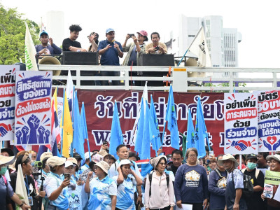 นายอนุทิน ชาญวีรกูล ... พารามิเตอร์รูปภาพ 27