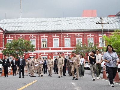 นายอนุทิน ชาญวีรกูล ... พารามิเตอร์รูปภาพ 6