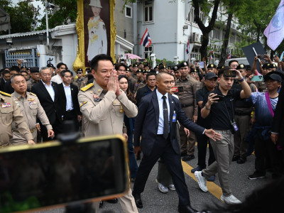 นายอนุทิน ชาญวีรกูล ... พารามิเตอร์รูปภาพ 8