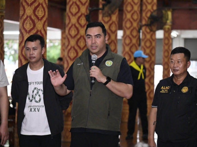 นายวัชระพล ขาวขำ รัฐมนตรีช่วยว่าการกระทรวงเกษตรและสหกรณ์ ... พารามิเตอร์รูปภาพ 1