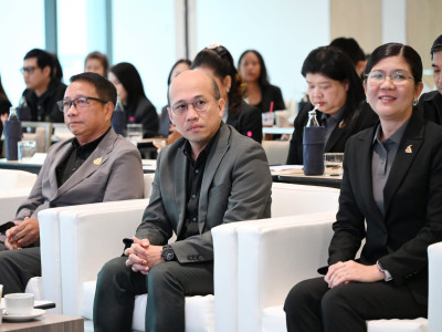 รองอธิบดีกรมส่งเสริมสหกรณ์ พร้อมด้วย นายสุรินทร์ วทัญญู ... พารามิเตอร์รูปภาพ 17