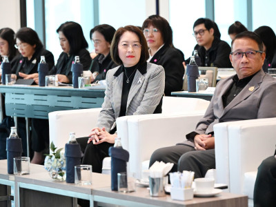 รองอธิบดีกรมส่งเสริมสหกรณ์ พร้อมด้วย นายสุรินทร์ วทัญญู ... พารามิเตอร์รูปภาพ 21