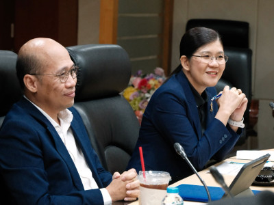 รองอธิบดีกรมส่งเสริมสหกรณ์ พร้อมด้วย ... พารามิเตอร์รูปภาพ 2