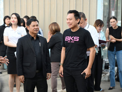 รองอธิบดีกรมส่งเสริมสหกรณ์ พร้อมด้วย นายอรรถวิท รักจำรูญ ... พารามิเตอร์รูปภาพ 6