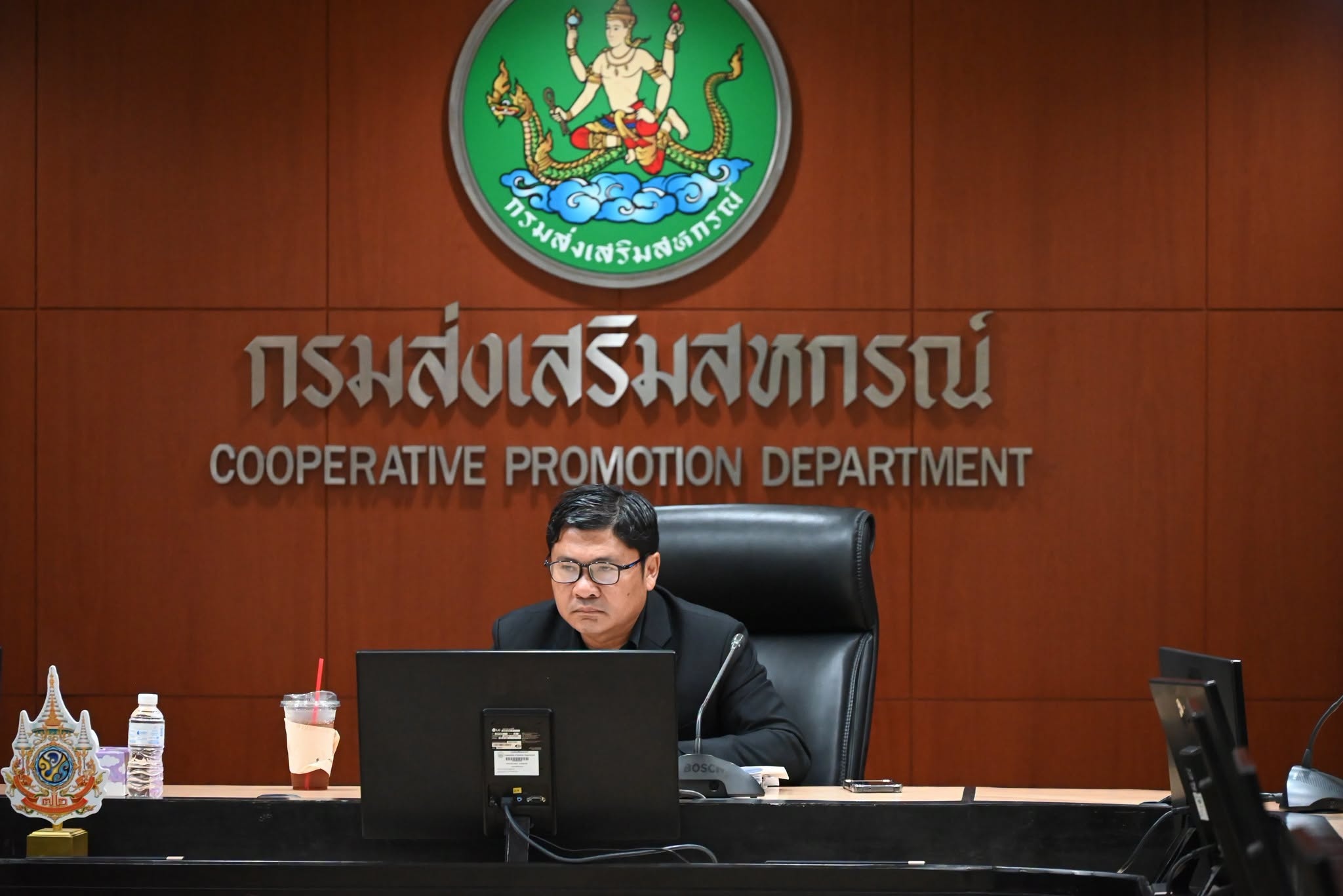 รองอธิบดีกรมส่งเสริมสหกรณ์ ... พารามิเตอร์รูปภาพ 1