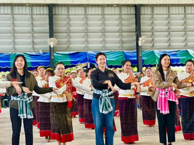 นายสุริยะ จึงรุ่งเรืองกิจ รมว.กษ. พร้อมด้วย ... พารามิเตอร์รูปภาพ 15