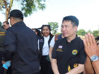 นายสุริยะ จึงรุ่งเรืองกิจ รมว.กษ. พร้อมด้วย นางสาวปิยรัฐชย์ ... พารามิเตอร์รูปภาพ 10