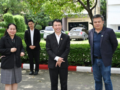 อธิบดีกรมส่งเสริมสหกรณ์ พร้อมด้วย ... พารามิเตอร์รูปภาพ 9