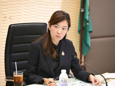 “รมช.ปิยรัฐชย์” ห่วงเกษตรกรชาวนาเมืองพิจิตร ... พารามิเตอร์รูปภาพ 11