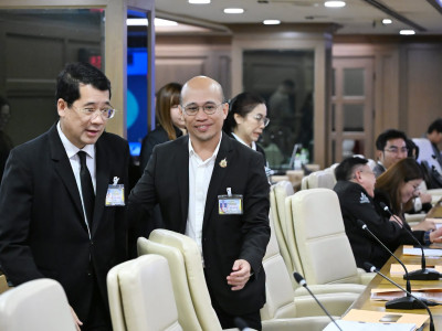 ศาสตราจารย์ ดร.ยศชนัน วงศ์สวัสดิ์ ... พารามิเตอร์รูปภาพ 3