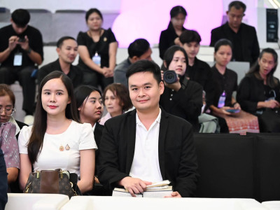 รองอธิบดีกรมส่งเสริมสหกรณ์ ร่วมพิธีเปิดงาน “หม่อนไหมสัญจร ... พารามิเตอร์รูปภาพ 13