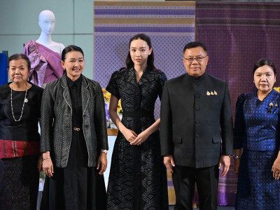 รองอธิบดีกรมส่งเสริมสหกรณ์ ร่วมพิธีเปิดงาน “หม่อนไหมสัญจร ... พารามิเตอร์รูปภาพ 2
