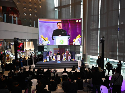 รองอธิบดีกรมส่งเสริมสหกรณ์ ร่วมพิธีเปิดงาน “หม่อนไหมสัญจร ... พารามิเตอร์รูปภาพ 21