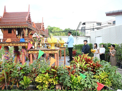 รองอธิบดีกรมส่งเสริมสหกรณ์ เข้าสักการะสิ่งศักดิ์สิทธิ์ ... พารามิเตอร์รูปภาพ 13
