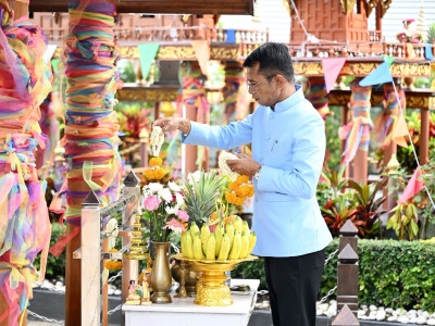 รองอธิบดีกรมส่งเสริมสหกรณ์ เข้าสักการะสิ่งศักดิ์สิทธิ์ ... พารามิเตอร์รูปภาพ 4