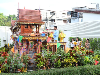 รองอธิบดีกรมส่งเสริมสหกรณ์ เข้าสักการะสิ่งศักดิ์สิทธิ์ ... พารามิเตอร์รูปภาพ 6