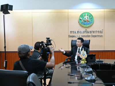 อธิบดีกรมส่งเสริมสหกรณ์ ร่วมบันทึกเทปสัมภาษณ์ในรายการ ... พารามิเตอร์รูปภาพ 10