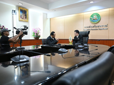 อธิบดีกรมส่งเสริมสหกรณ์ ร่วมบันทึกเทปสัมภาษณ์ในรายการ ... พารามิเตอร์รูปภาพ 17