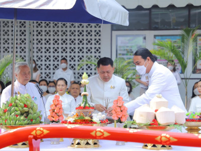 พิธีบวงสรวงคันไถในงานพระราชพิธีพืชมงคลจรดพระนังคัลแรกนาขวัญ ... พารามิเตอร์รูปภาพ 3