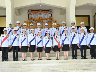 พระบาทสมเด็จพระเจ้าอยู่หัว และสมเด็จพระนางเจ้า ฯ ... พารามิเตอร์รูปภาพ 7