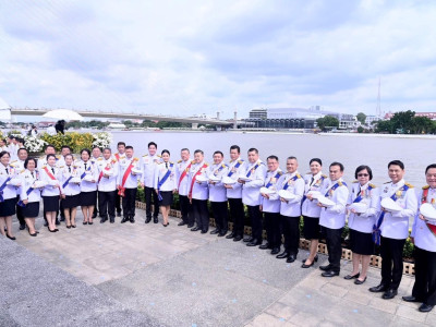 พระบาทสมเด็จพระเจ้าอยู่หัว และสมเด็จพระนางเจ้า ฯ ... พารามิเตอร์รูปภาพ 11