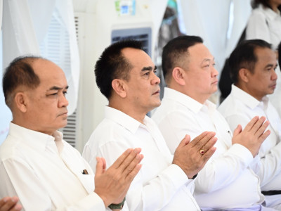 นายประยูร อินสกุล ปลัดกระทรวงเกษตรและสหกรณ์ ... พารามิเตอร์รูปภาพ 5