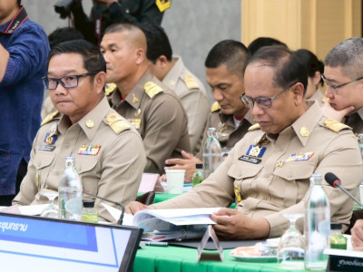พลอากาศเอก ชลิต พุกผาสุก องคมนตรี พร้อมด้วย พลอากาศเอก จอม ... พารามิเตอร์รูปภาพ 21