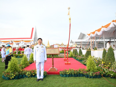 พระบาทสมเด็จพระเจ้าอยู่หัว และสมเด็จพระนางเจ้าฯ ... พารามิเตอร์รูปภาพ 13