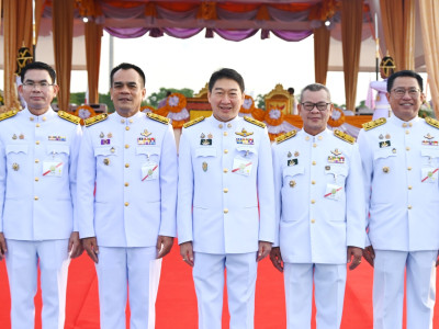 พระบาทสมเด็จพระเจ้าอยู่หัว และสมเด็จพระนางเจ้าฯ ... พารามิเตอร์รูปภาพ 18