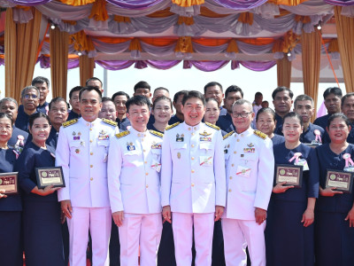 พระบาทสมเด็จพระเจ้าอยู่หัว และสมเด็จพระนางเจ้าฯ ... พารามิเตอร์รูปภาพ 24