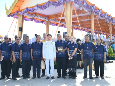 พระบาทสมเด็จพระเจ้าอยู่หัว และสมเด็จพระนางเจ้าฯ ... พารามิเตอร์รูปภาพ 37