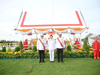 พระบาทสมเด็จพระเจ้าอยู่หัว และสมเด็จพระนางเจ้าฯ ... พารามิเตอร์รูปภาพ 9