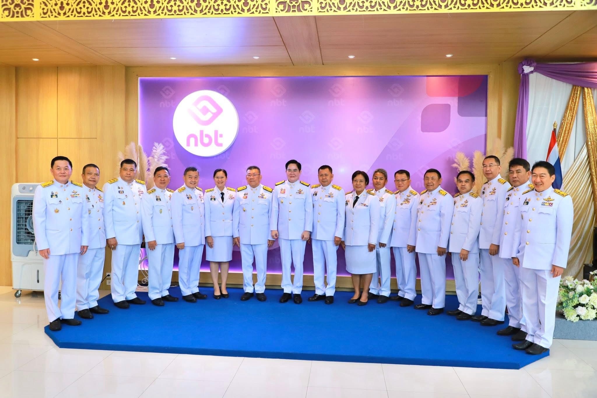 อธิบดีกรมส่งเสริมสหกรณ์ ร่วมบันทึกเทปถวายพระพร ... พารามิเตอร์รูปภาพ 1
