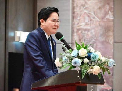 นายอัครา พรหมเผ่า รัฐมนตรีช่วยว่าการกระทรวงเกษตรและสหกรณ์ ... พารามิเตอร์รูปภาพ 2