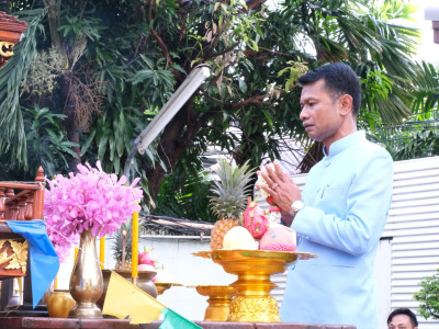 รองอธิบดีกรมส่งเสริมสหกรณ์ เข้าสักการะสิ่งศักดิ์สิทธิ์ ... พารามิเตอร์รูปภาพ 2