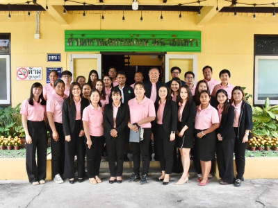 รองอธิบดีกรมส่งเสริมสหกรณ์ พร้อมด้วย เลขานุการกรม ... พารามิเตอร์รูปภาพ 12