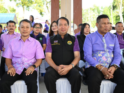 อธิบดีกรมส่งเสริมสหกรณ์ เป็นประธานในพิธีเปิดโครงการ ... พารามิเตอร์รูปภาพ 12