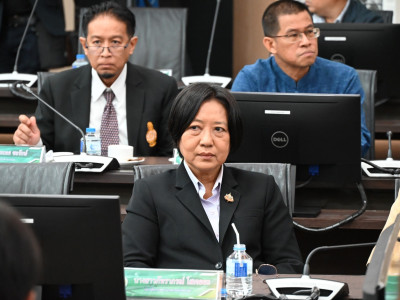 นายอรรถกร ศิริลัทธยากร รัฐมนตรีว่าการกระทรวงเกษตรและสหกรณ์ ... พารามิเตอร์รูปภาพ 10